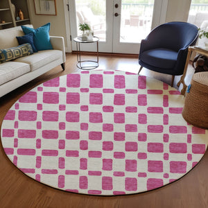 Homeroots 3' Artichoke Green Geometric Indoor Outdoor Area Rug - Stylish, Washable, And Durable For Any Space 8' Round Polyester 591095