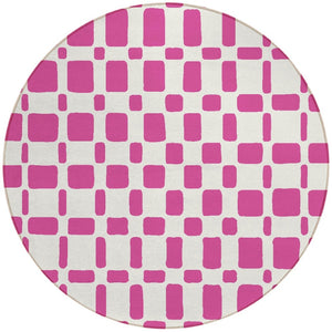 Homeroots 3' Artichoke Green Geometric Indoor Outdoor Area Rug - Stylish, Washable, And Durable For Any Space 8' Round Polyester 591095