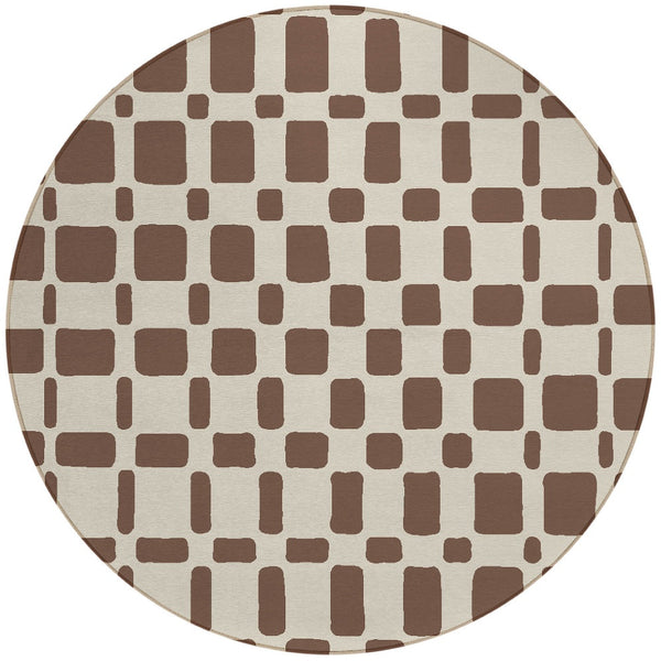 Homeroots 3' Artichoke Green Geometric Indoor Outdoor Area Rug - Stylish, Washable, And Durable For Any Space 8' Round Polyester 591101