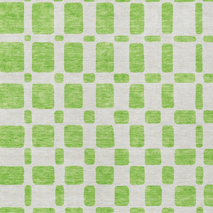 Homeroots 3' Artichoke Green Geometric Indoor Outdoor Area Rug - Stylish, Washable, And Durable For Any Space 5' X 8' Polyester 591118