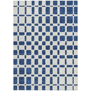 Homeroots 3' Artichoke Green Geometric Indoor Outdoor Area Rug - Stylish, Washable, And Durable For Any Space 5' X 8' Polyester 591124