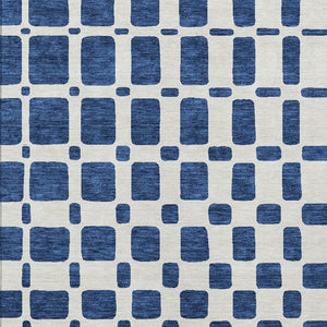 Homeroots 3' Artichoke Green Geometric Indoor Outdoor Area Rug - Stylish, Washable, And Durable For Any Space 10' X 14' Polyester 591128