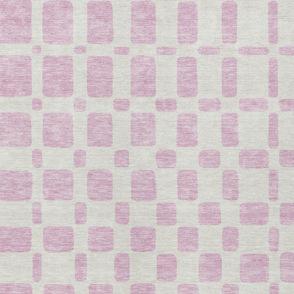 Homeroots 3' Artichoke Green Geometric Indoor Outdoor Area Rug - Stylish, Washable, And Durable For Any Space 3' X 5' Polyester 591135