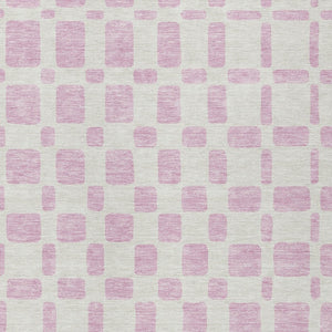 Homeroots 3' Artichoke Green Geometric Indoor Outdoor Area Rug - Stylish, Washable, And Durable For Any Space 5' X 8' Polyester 591136