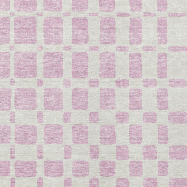 Homeroots 3' Artichoke Green Geometric Indoor Outdoor Area Rug - Stylish, Washable, And Durable For Any Space 8' X 10' Polyester 591138