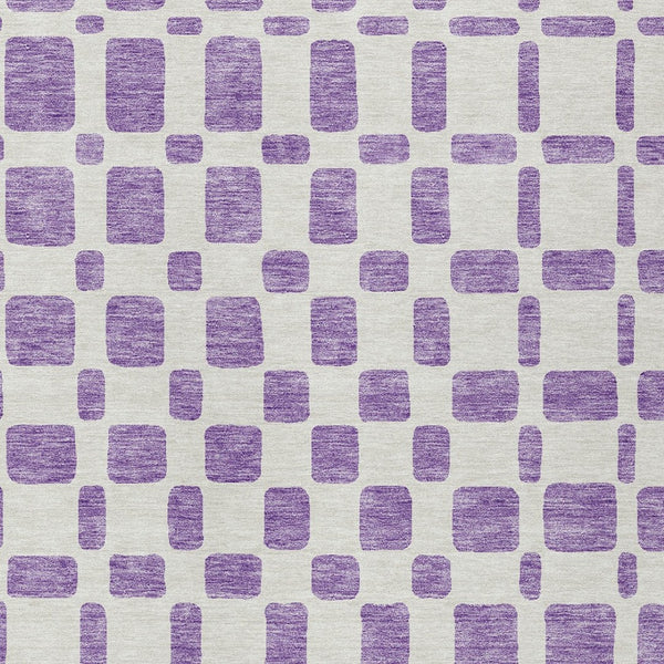 Homeroots 3' Artichoke Green Geometric Indoor Outdoor Area Rug - Stylish, Washable, And Durable For Any Space 3' X 5' Polyester 591141