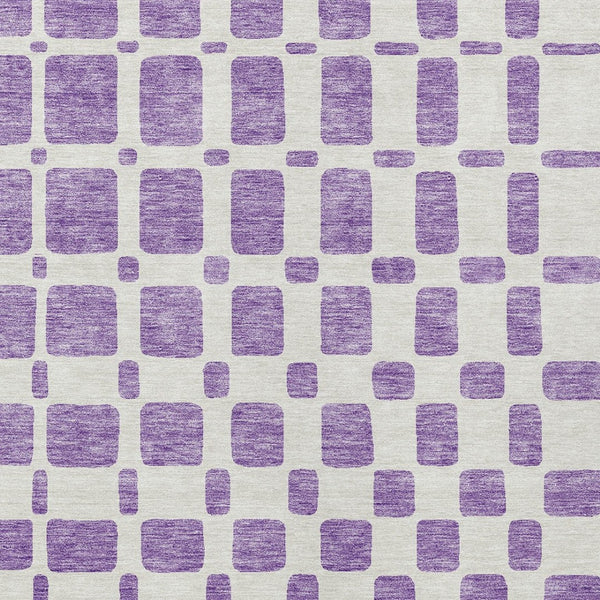 Homeroots 3' Artichoke Green Geometric Indoor Outdoor Area Rug - Stylish, Washable, And Durable For Any Space 10' X 14' Polyester 591146