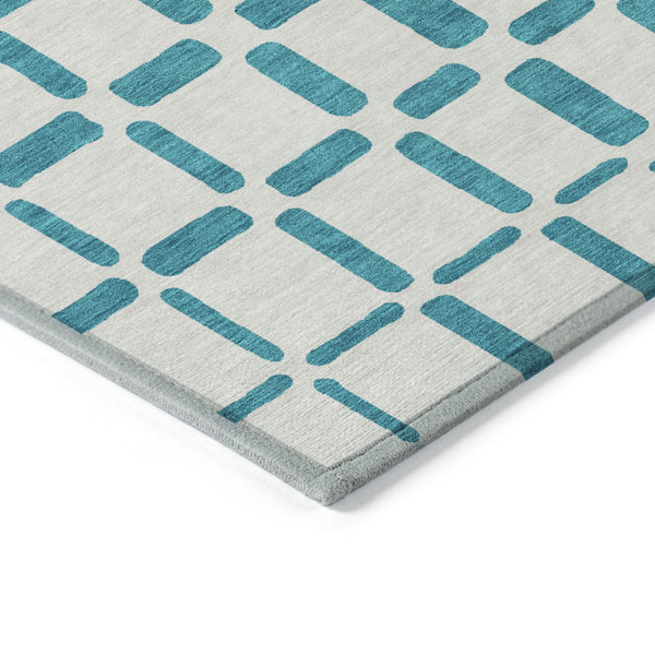 Homeroots 3' Artichoke Green Geometric Indoor Outdoor Area Rug - Stylish, Washable, And Durable For Any Space 9' X 12' Polyester 591151