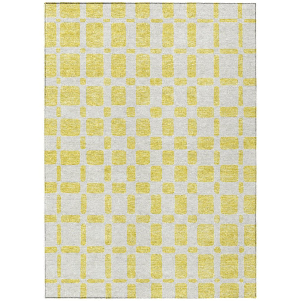 HomeRoots 5' Modern Yellow and Gray Geometric Area Rug for Indoor and Outdoor Use – Washable & Durable Design 5' X 8' 591166