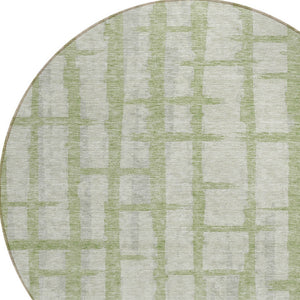 Homeroots 3' Stylish Artichoke Green & Gray Striped Washable Area Rug For Indoor And Outdoor Spaces 8' Round Polyester 591173