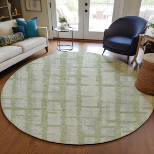 Homeroots 3' Stylish Artichoke Green & Gray Striped Washable Area Rug For Indoor And Outdoor Spaces 8' Round Polyester 591173