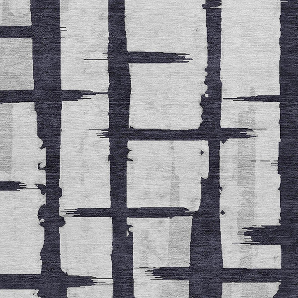 Homeroots 3' Stylish Artichoke Green & Gray Striped Washable Area Rug For Indoor And Outdoor Spaces 8' Round Polyester 591179