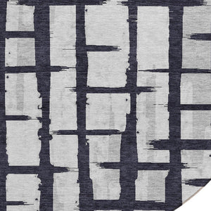 Homeroots 3' Stylish Artichoke Green & Gray Striped Washable Area Rug For Indoor And Outdoor Spaces 8' Round Polyester 591179