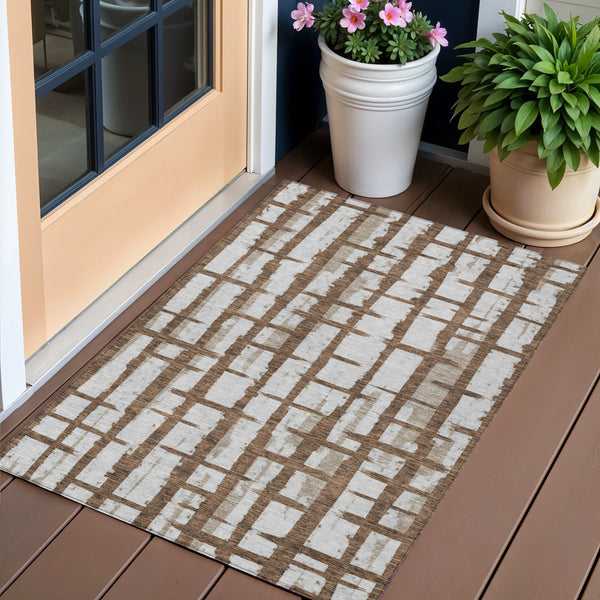 Homeroots 3' Stylish Artichoke Green & Gray Striped Washable Area Rug For Indoor And Outdoor Spaces 3' X 5' Polyester 591183