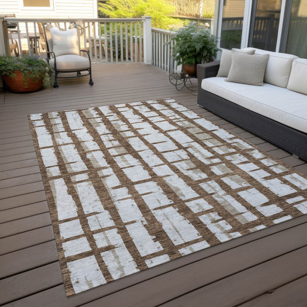 Homeroots 3' Stylish Artichoke Green & Gray Striped Washable Area Rug For Indoor And Outdoor Spaces 10' X 14' Polyester 591188