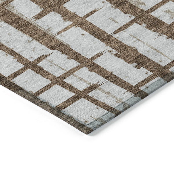 Homeroots 3' Stylish Artichoke Green & Gray Striped Washable Area Rug For Indoor And Outdoor Spaces 10' X 14' Polyester 591188