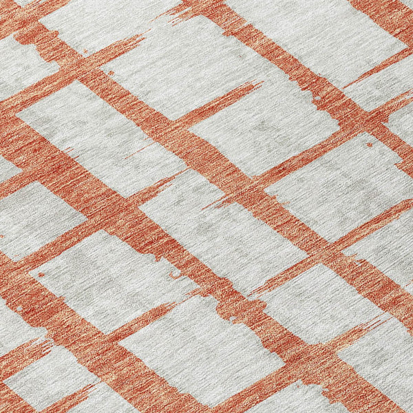 Homeroots 3' Stylish Artichoke Green & Gray Striped Washable Area Rug For Indoor And Outdoor Spaces 8' Round Polyester 591191