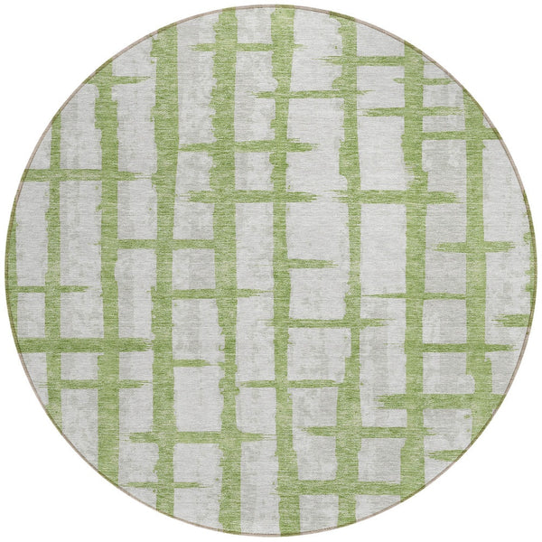 Homeroots 3' Stylish Artichoke Green & Gray Striped Washable Area Rug For Indoor And Outdoor Spaces 8' Round Polyester 591197