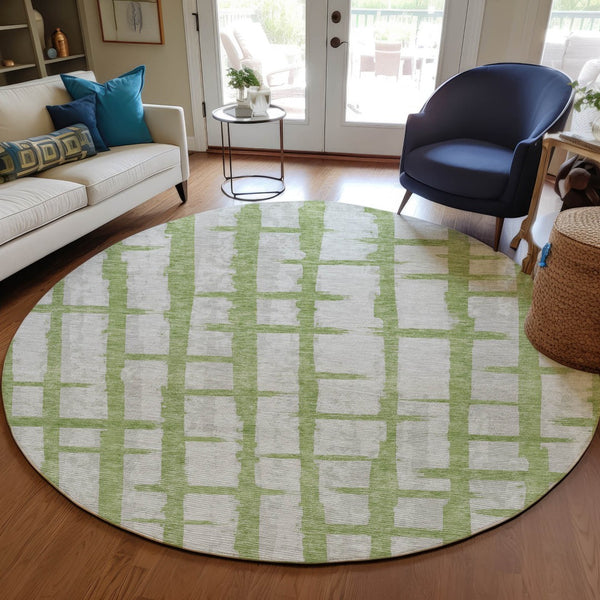 Homeroots 3' Stylish Artichoke Green & Gray Striped Washable Area Rug For Indoor And Outdoor Spaces 8' Round Polyester 591197