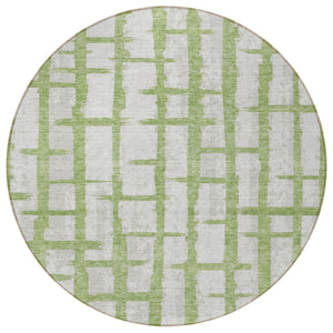 Homeroots 3' Stylish Artichoke Green & Gray Striped Washable Area Rug For Indoor And Outdoor Spaces 8' Round Polyester 591197