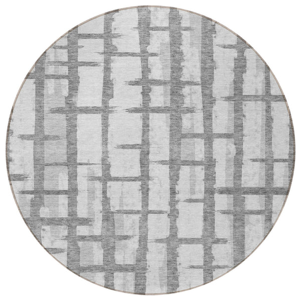 Homeroots 3' Stylish Artichoke Green & Gray Striped Washable Area Rug For Indoor And Outdoor Spaces 8' Round Polyester 591203