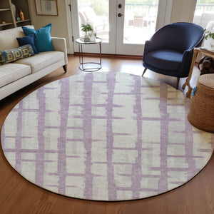 Homeroots 3' Stylish Artichoke Green & Gray Striped Washable Area Rug For Indoor And Outdoor Spaces 8' Round Polyester 591215