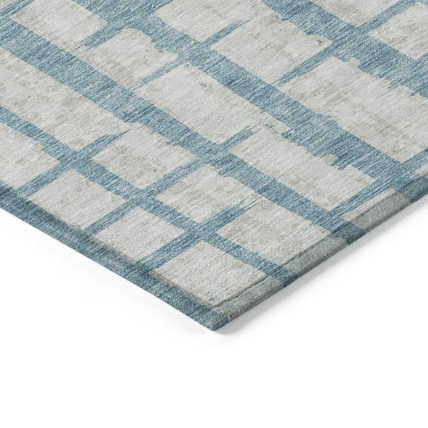 Homeroots 3' Stylish Artichoke Green & Gray Striped Washable Area Rug For Indoor And Outdoor Spaces 5' X 8' Polyester 591232