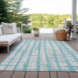 Homeroots 3' Stylish Artichoke Green & Gray Striped Washable Area Rug For Indoor And Outdoor Spaces 3' X 5' Polyester 591237