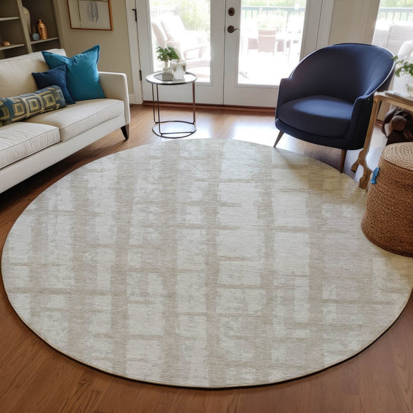 Homeroots 3' Stylish Artichoke Green & Gray Striped Washable Area Rug For Indoor And Outdoor Spaces 8' Round Polyester 591245