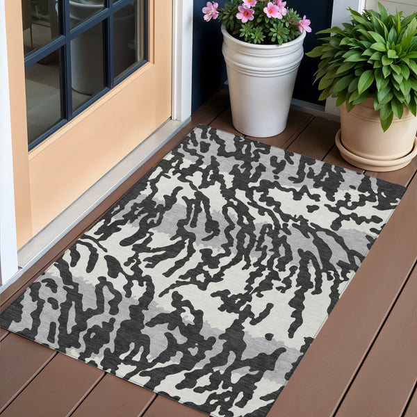 Homeroots 3' Artichoke Green Beige Ivory Animal Print Washable Indoor Outdoor Area Rug For Stylish Spaces 3' X 5' Polyester 591255