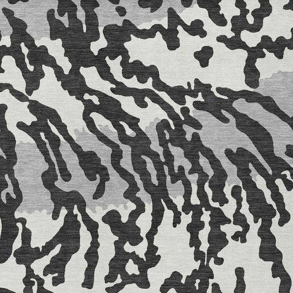 Homeroots 3' Artichoke Green Beige Ivory Animal Print Washable Indoor Outdoor Area Rug For Stylish Spaces 3' X 5' Polyester 591255