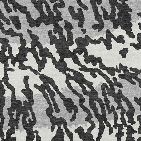 Homeroots 3' Artichoke Green Beige Ivory Animal Print Washable Indoor Outdoor Area Rug For Stylish Spaces 5' X 8' Polyester 591256