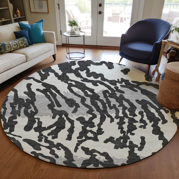 Homeroots 3' Artichoke Green Beige Ivory Animal Print Washable Indoor Outdoor Area Rug For Stylish Spaces 8' Round Polyester 591257