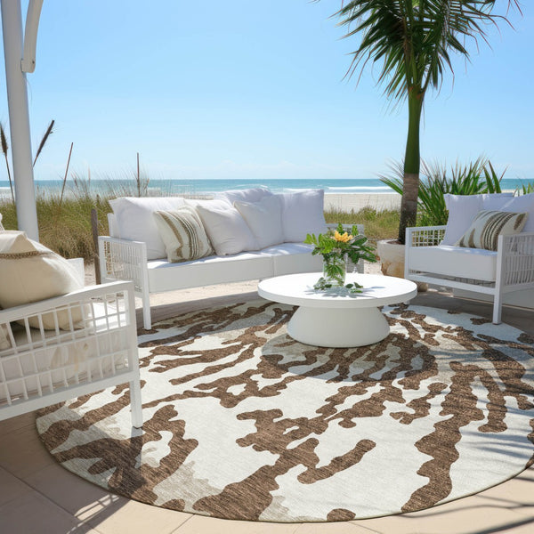 Homeroots 3' Artichoke Green Beige Ivory Animal Print Washable Indoor Outdoor Area Rug For Stylish Spaces 8' Round Polyester 591263