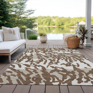 Homeroots 3' Artichoke Green Beige Ivory Animal Print Washable Indoor Outdoor Area Rug For Stylish Spaces 9' X 12' Polyester 591265