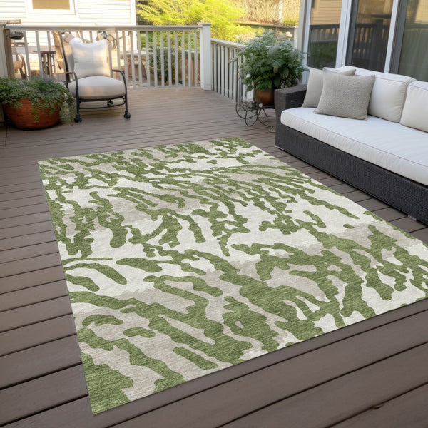 Homeroots 3' Artichoke Green Beige Ivory Animal Print Washable Indoor Outdoor Area Rug For Stylish Spaces 9' X 12' Polyester 591271