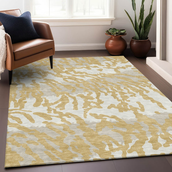 Homeroots 3' Artichoke Green Beige Ivory Animal Print Washable Indoor Outdoor Area Rug For Stylish Spaces 9' X 12' Polyester 591277