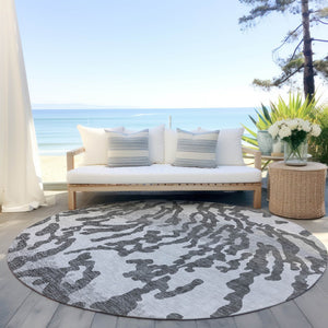 Homeroots 3' Artichoke Green Beige Ivory Animal Print Washable Indoor Outdoor Area Rug For Stylish Spaces 8' Round Polyester 591281