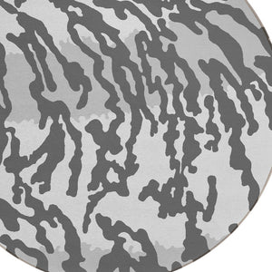 Homeroots 3' Artichoke Green Beige Ivory Animal Print Washable Indoor Outdoor Area Rug For Stylish Spaces 8' Round Polyester 591281