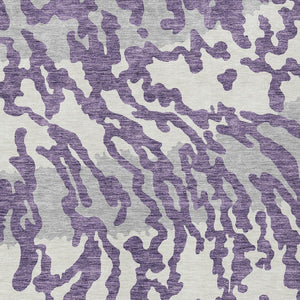 Homeroots 3' Artichoke Green Beige Ivory Animal Print Washable Indoor Outdoor Area Rug For Stylish Spaces 8' X 10' Polyester 591306