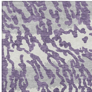 Homeroots 3' Artichoke Green Beige Ivory Animal Print Washable Indoor Outdoor Area Rug For Stylish Spaces 9' X 12' Polyester 591307