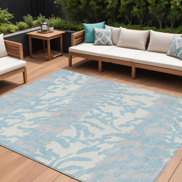 Homeroots 3' Artichoke Green Beige Ivory Animal Print Washable Indoor Outdoor Area Rug For Stylish Spaces 9' X 12' Polyester 591313