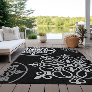 HomeRoots 5' Classic Floral Medallion Indoor/Outdoor Area Rug - Washable, Durable, and Stylish Design for Every Space 5' X 8' 591334