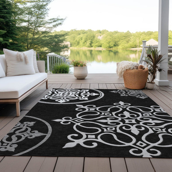 HomeRoots 5' Classic Floral Medallion Indoor/Outdoor Area Rug - Washable, Durable, and Stylish Design for Every Space 10' X 14' 591338