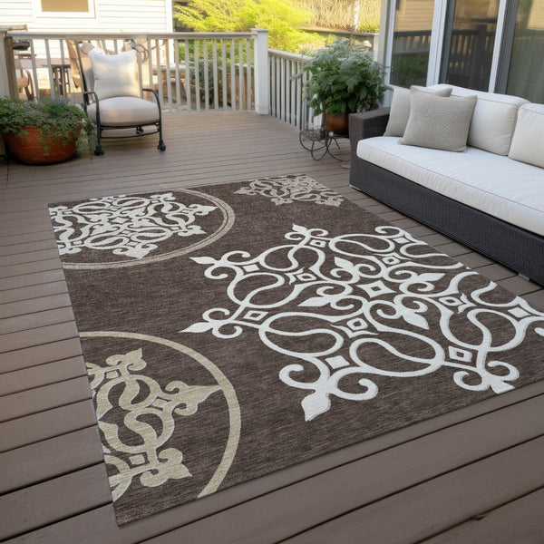 HomeRoots 5' Floral Medallion Area Rug in Chocolate, Beige & Ivory - Washable, Durable for Indoor/Outdoor Use 5' X 8' 591340