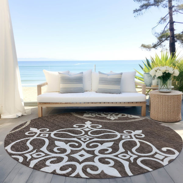 HomeRoots 5' Floral Medallion Area Rug in Chocolate, Beige & Ivory - Washable, Durable for Indoor/Outdoor Use 8' Round 591341