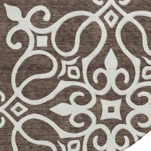 HomeRoots 5' Floral Medallion Area Rug in Chocolate, Beige & Ivory - Washable, Durable for Indoor/Outdoor Use 8' Round 591341