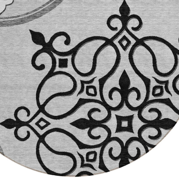 HomeRoots 8' Gray Round Floral Medallion Rug – Washable, Durable, Stylish for Indoor & Outdoor Spaces! 591353
