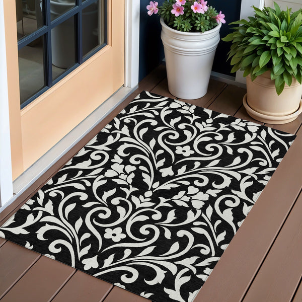 Homeroots 3' Artichoke Green Floral Indoor Outdoor Area Rug - Stylish, Washable, Stain Resistant, Durable Design 3' X 5' Polyester 591417