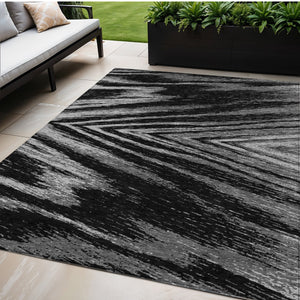 Homeroots 3' Artichoke Green And Gray Abstract Washable Area Rug For Indoor And Outdoor Spaces, Durable Design 5' X 8' Polyester 591508